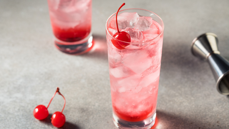 Dirty Shirley cocktail