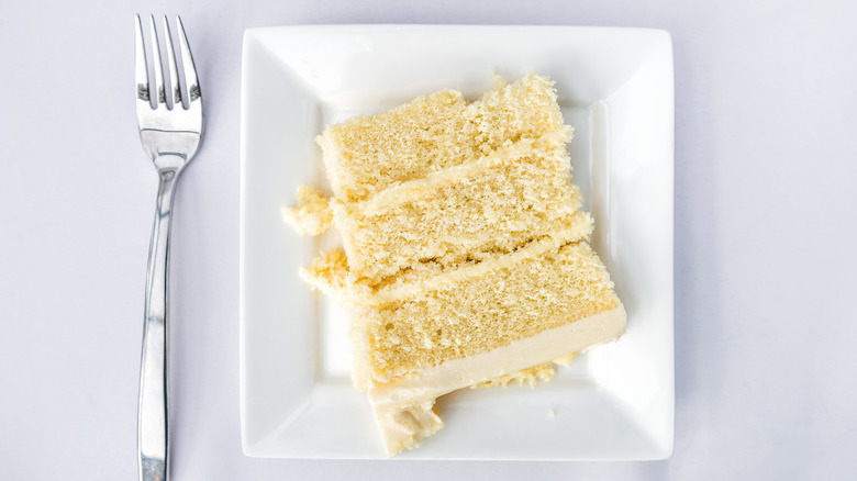 Plate of vanilla cake