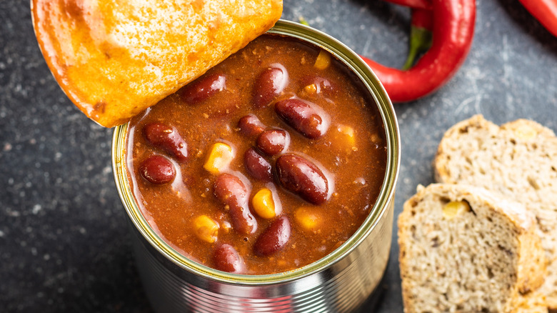 Canned chili with bread