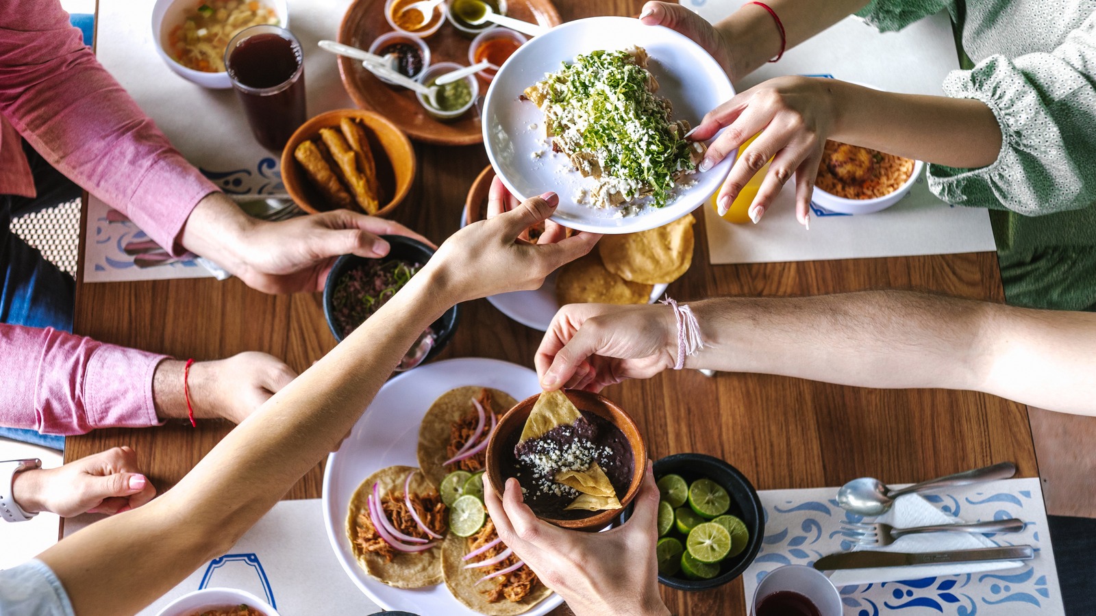 When Pairing Mexican Food With Drinks, It's All About Balance - Vimarsana News