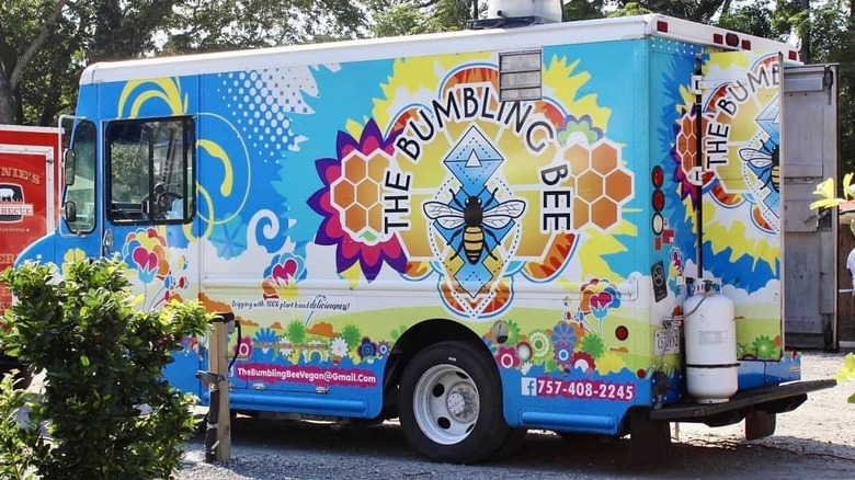 parked Bumbling Bee food truck