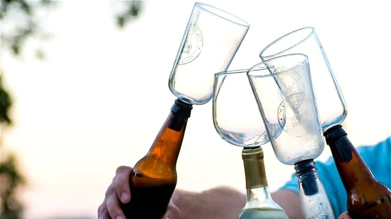 Guzzle Buddy screw on glasses 