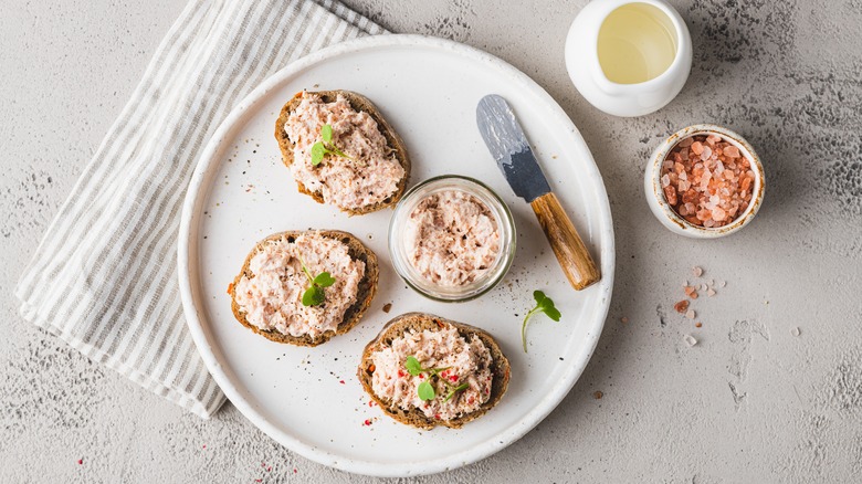 Tuna spread on toast
