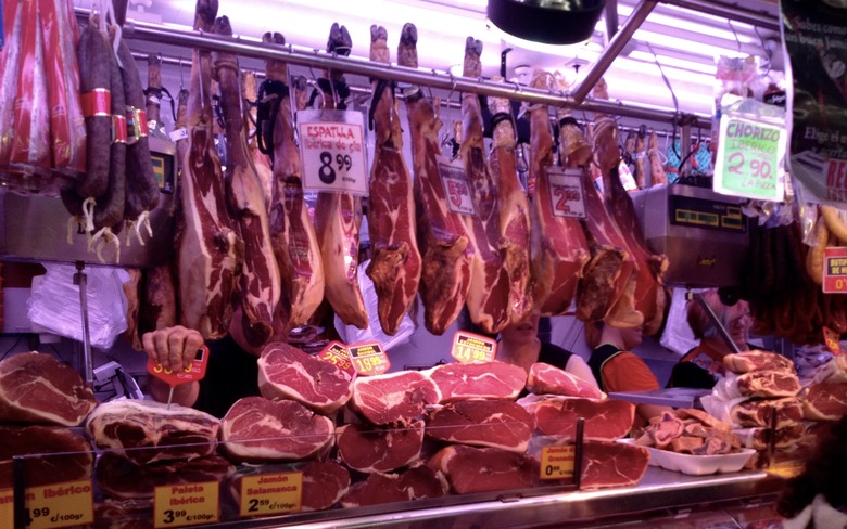 Where to Eat at La Boqueria Market in Barcelona