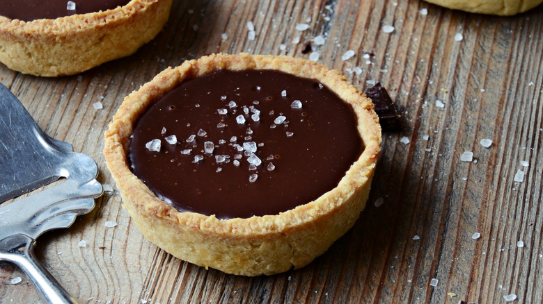 Chocolate budino tart