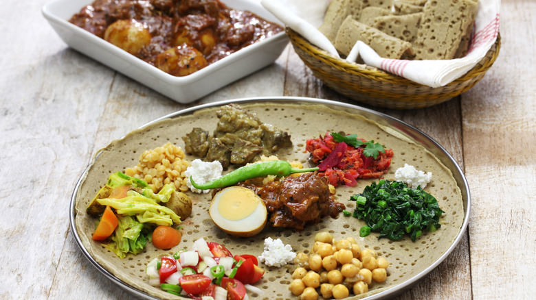 Ethiopian injera plate