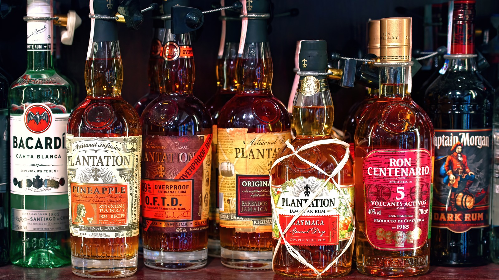 White Rum Vs Dark Rum What's The Difference?