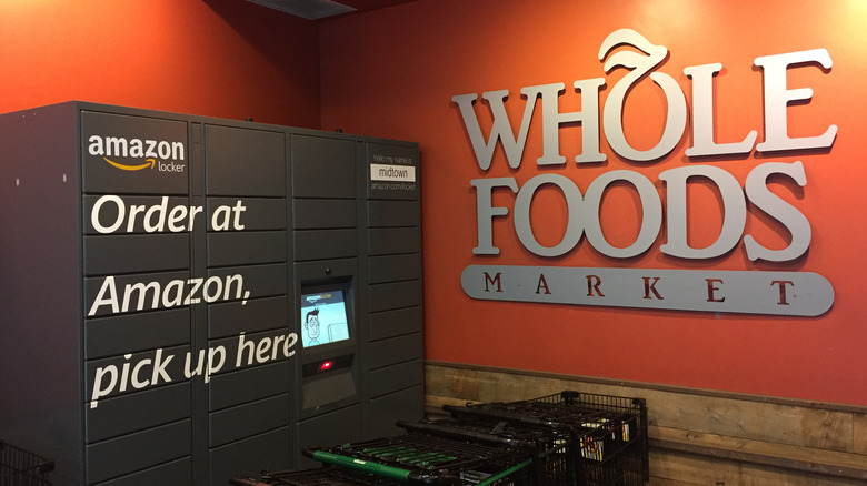 Whole Foods and Amazon shopping pick up point