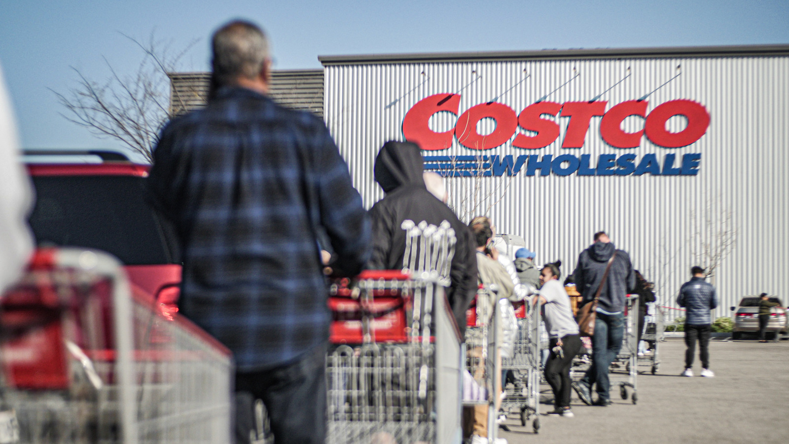 Why Costco Doesn't Have An Express Checkout Lane