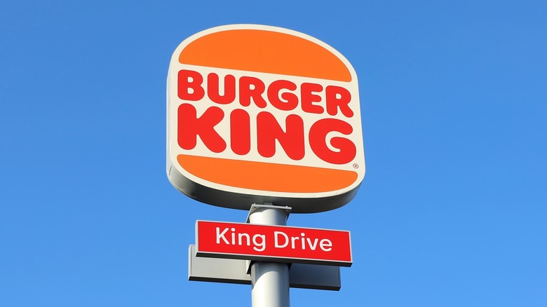 Burger King logo on pole