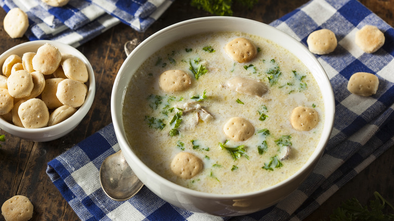 oyster stew parsley and crackers