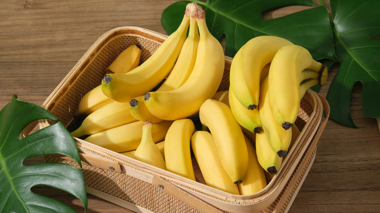 A basket of bananas