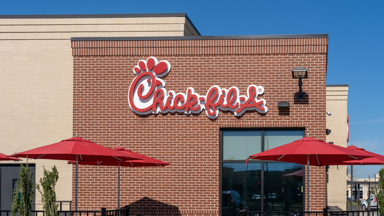 Chick-fil-A restaurant storefront