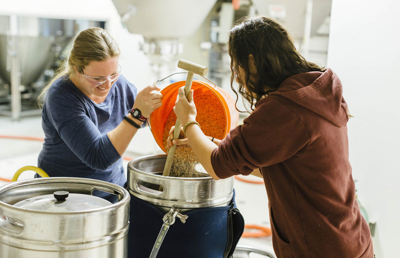 Hard Cideries Are Popping Up Across the Country