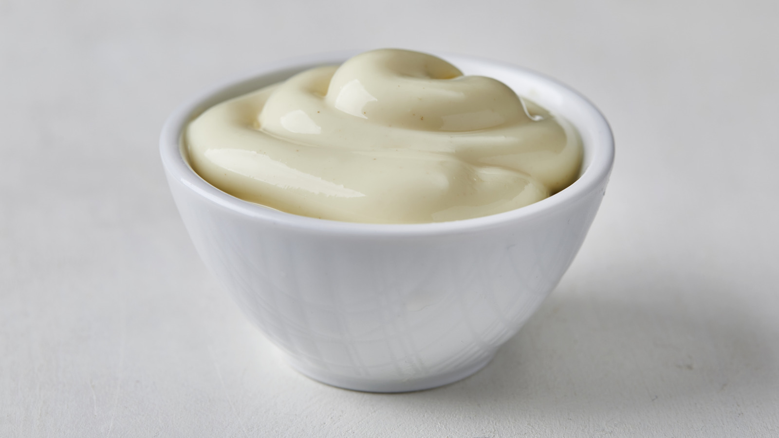 Why Lemon Juice Is The Essential First Step In Making Homemade Mayo