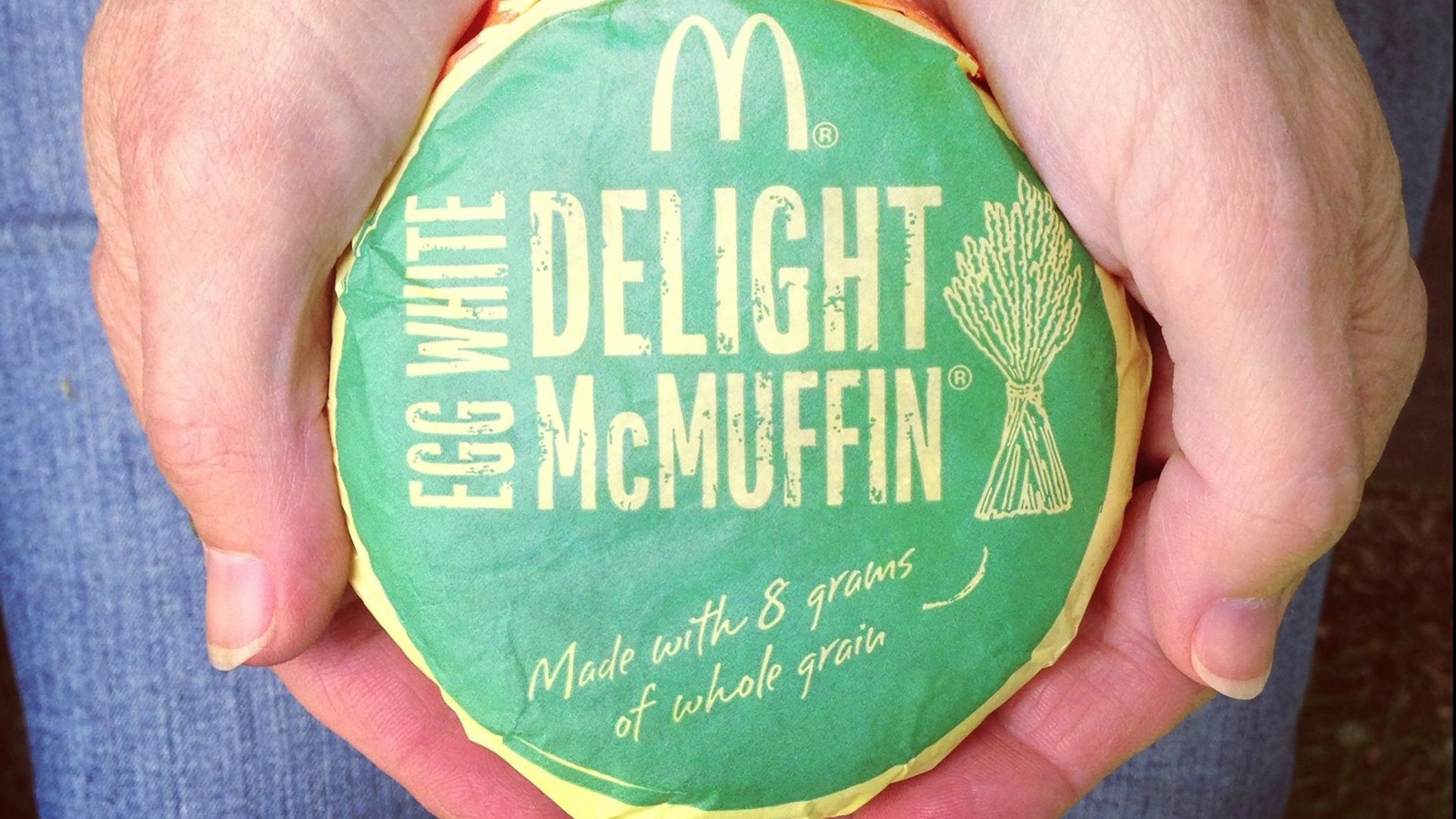 Why McDonald's Egg White Delight Was Discontinued, According To Former Chef - Vimarsana News