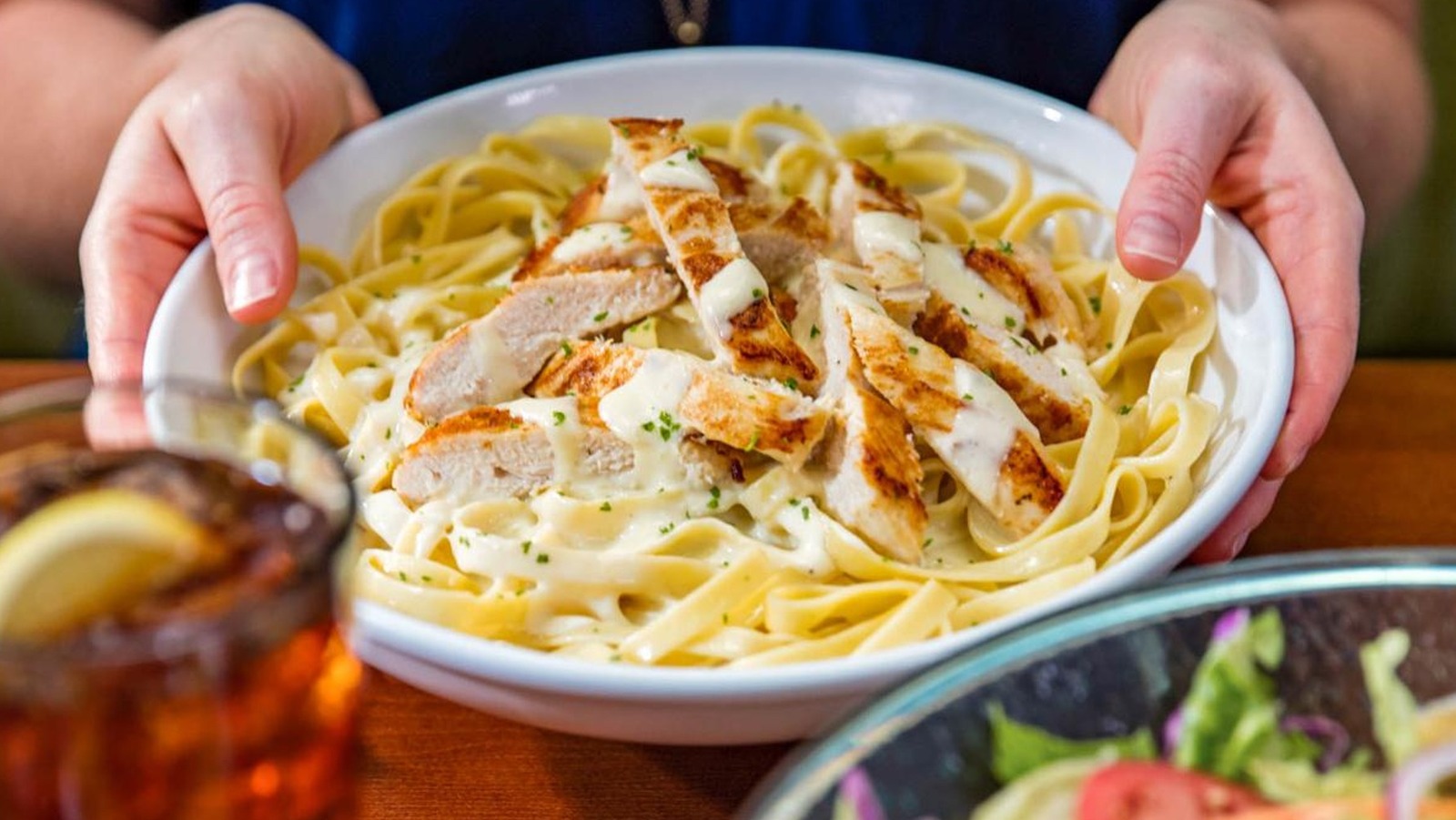 thumbnail image 2 of Olive Garden Brings Back Beloved Menu Special - And You Get It Unlimited, For A 2 of 14