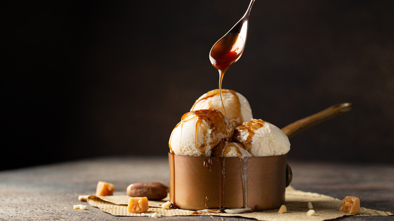 Ice cream topped with caramel