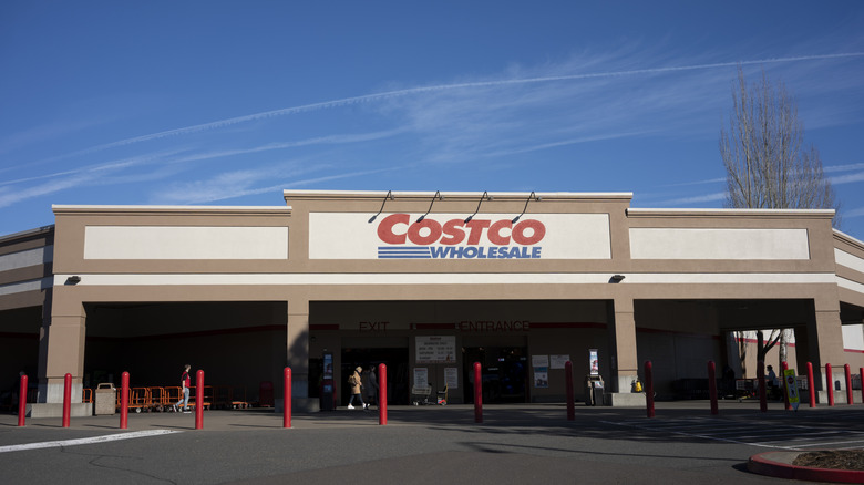 Costco storefront