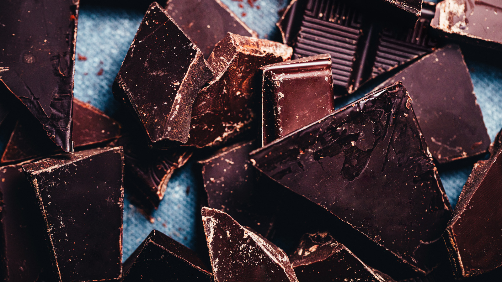 Why You Need To Be Careful When Buying Dairy-Free Chocolate - Vimarsana News