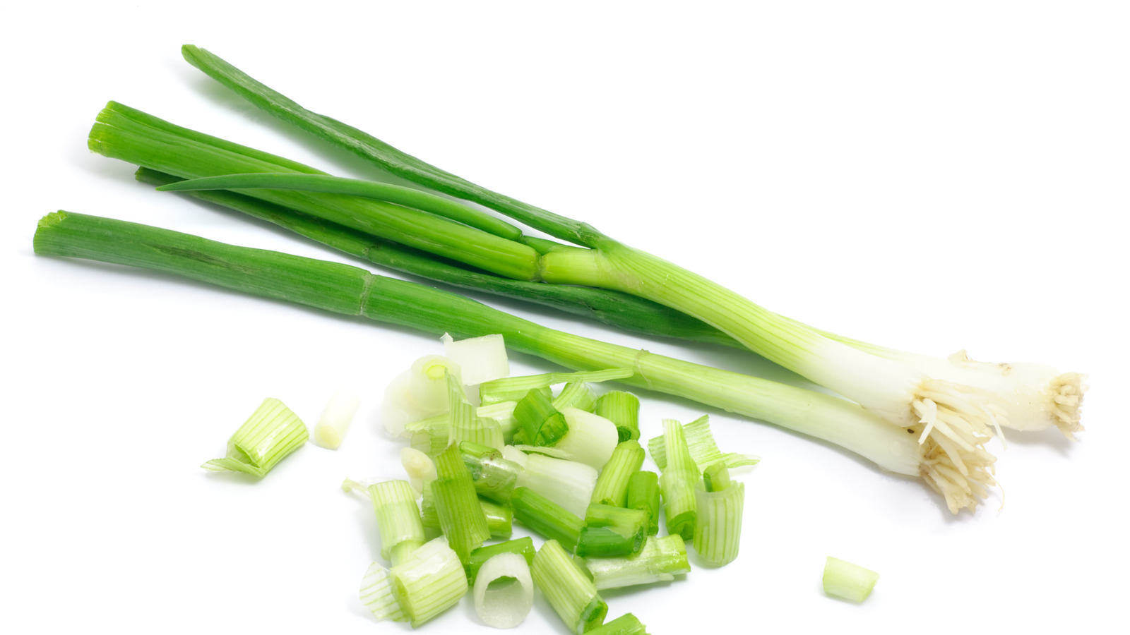 Why You Should Always Avoid Freezing Scallions