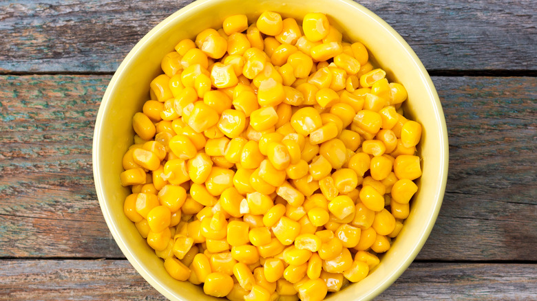 Sweet corn in bowl