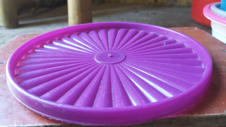 purple vintage Tupperware lid