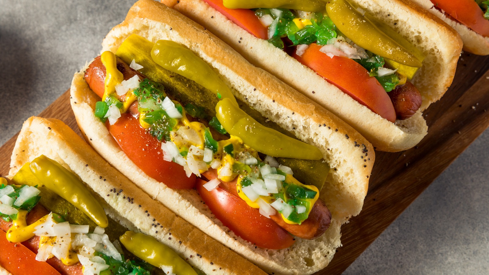 Why You'll Never See Ketchup On A Chicago-Style Hot Dog - Vimarsana News