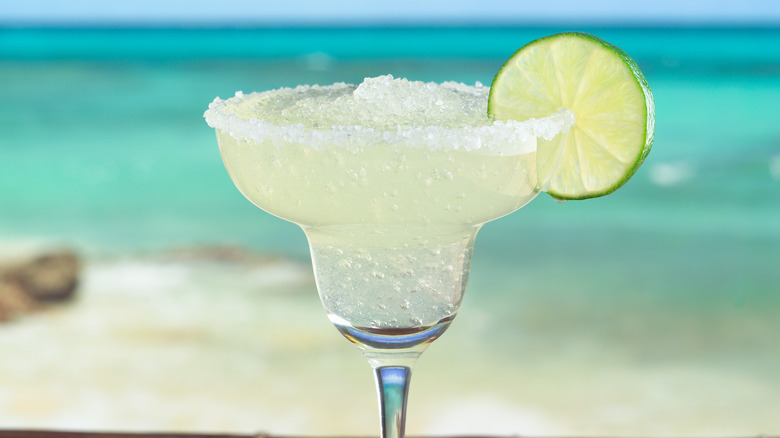 Frozen margarita with lime