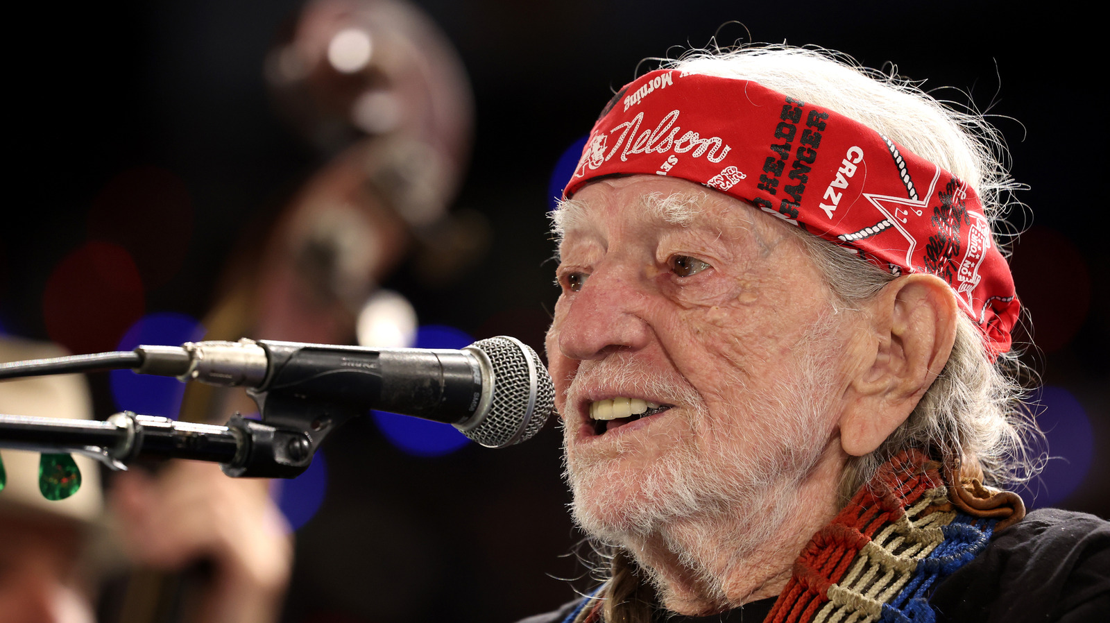 Willie Nelson Used To Hang Out At This Hawaii-Based Saloon