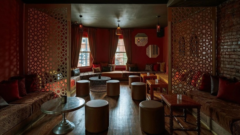 Soussi upstairs lounge