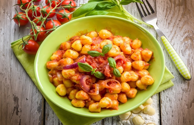  Gluten-Free Gnocchi With Spicy Tomato Sauce