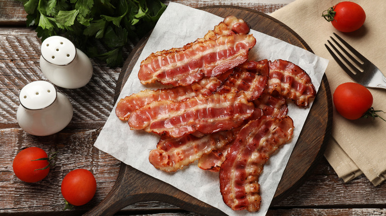 Crispy bacon on cutting board