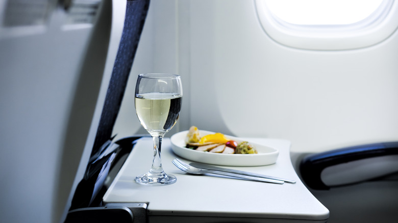 white wine served with airline food