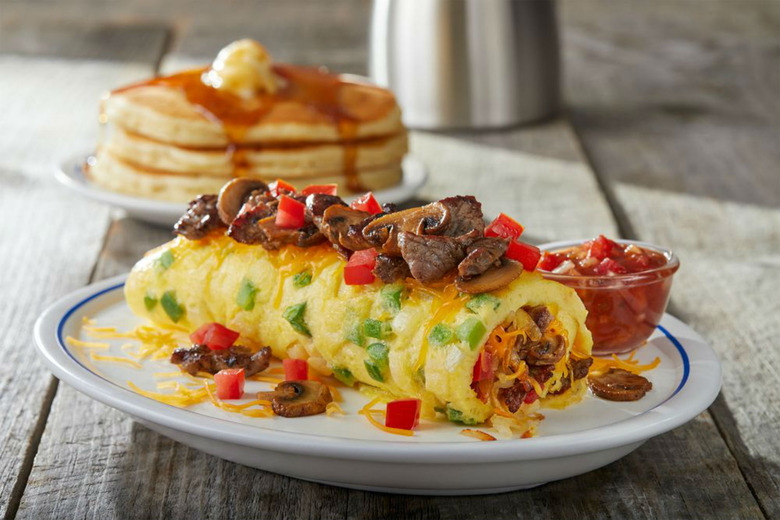 IHOP Breakfast, omelette, international house of pancakes, pancakes, breakfast