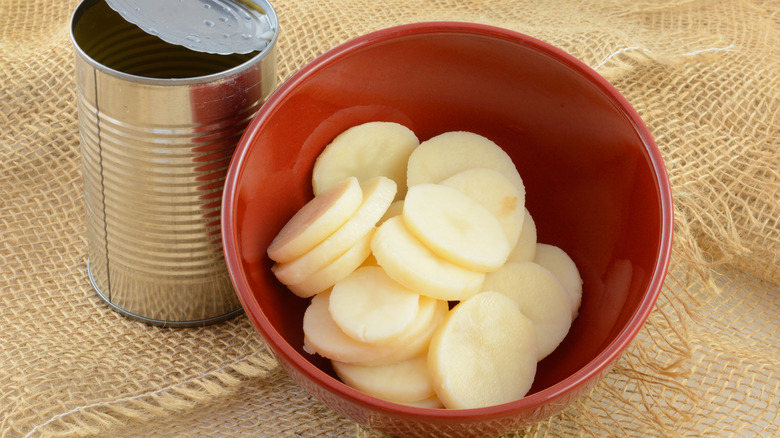 Canned potato slices 