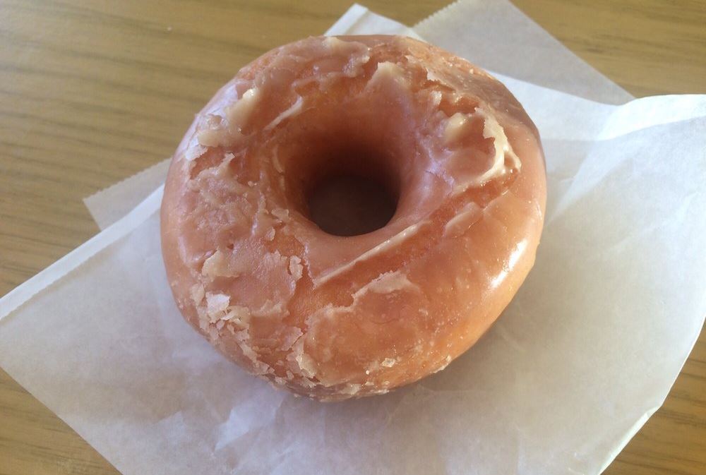 21 Ralph’s Donut Shop, Cookeville, Tenn. Classic Glazed from America