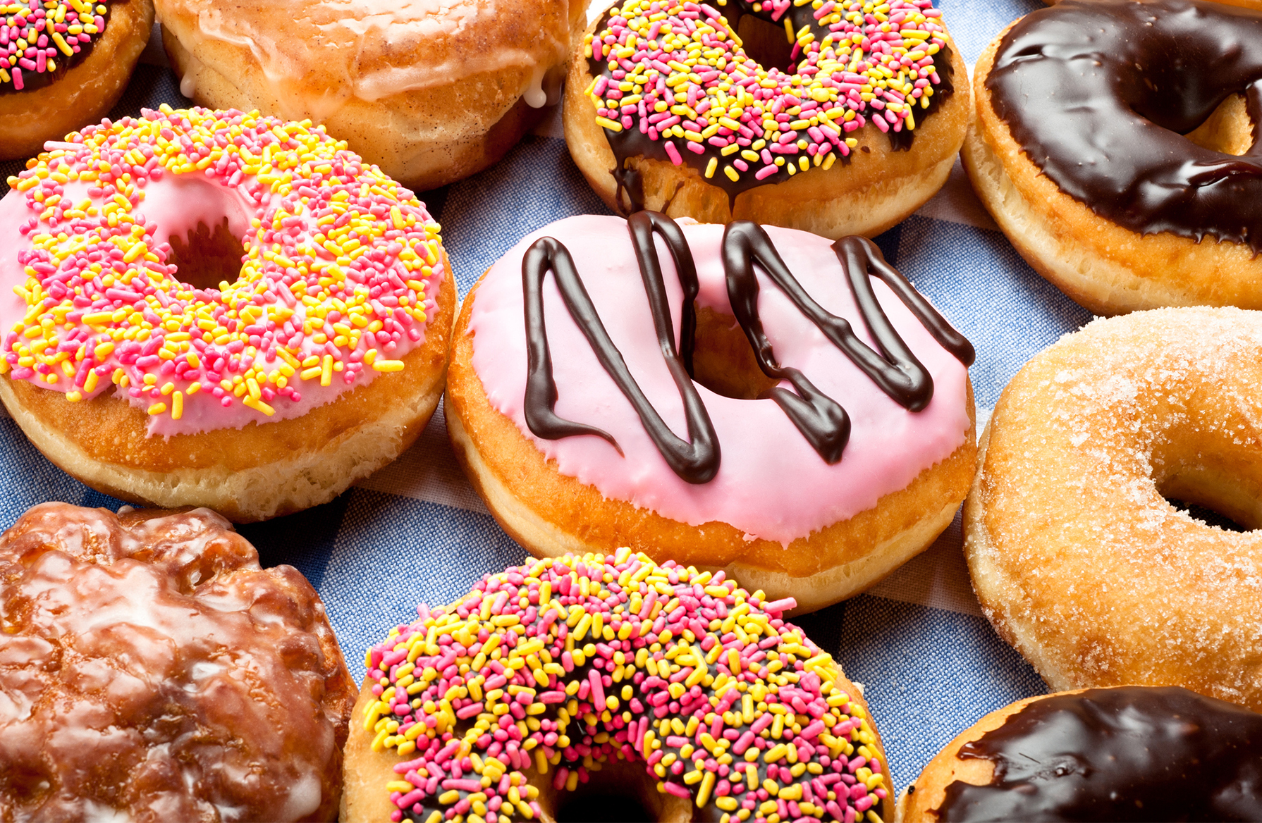 Dunkin' Donuts Eliminates All Artificial Dyes From Doughnuts at US Sto...