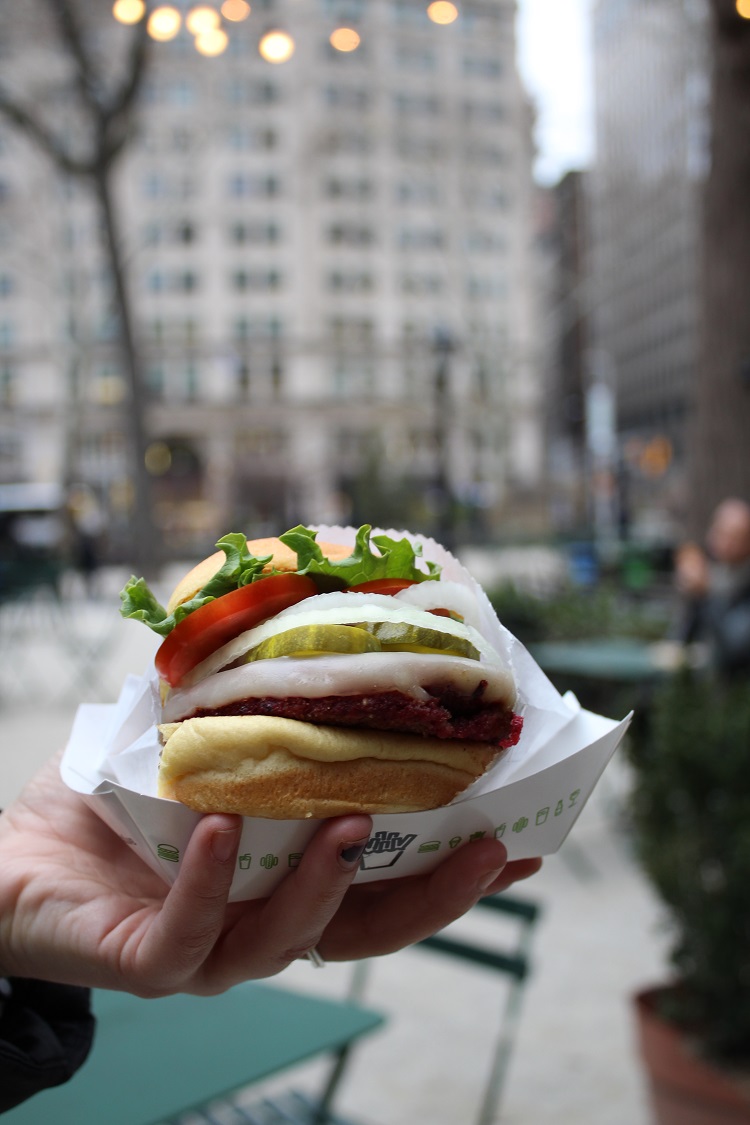 I Tried Shake Shack's New Veggie Burger and This Is How It Tastes