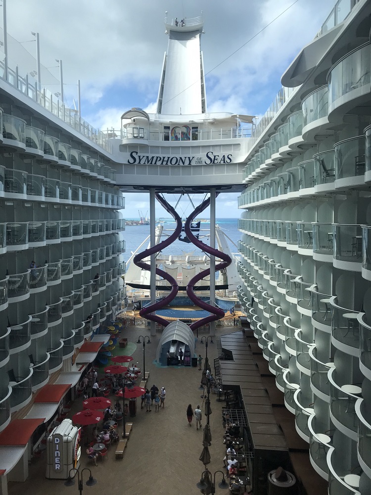Royal Caribbean's Wonderland Restaurant Is a Fantasy Come to Life