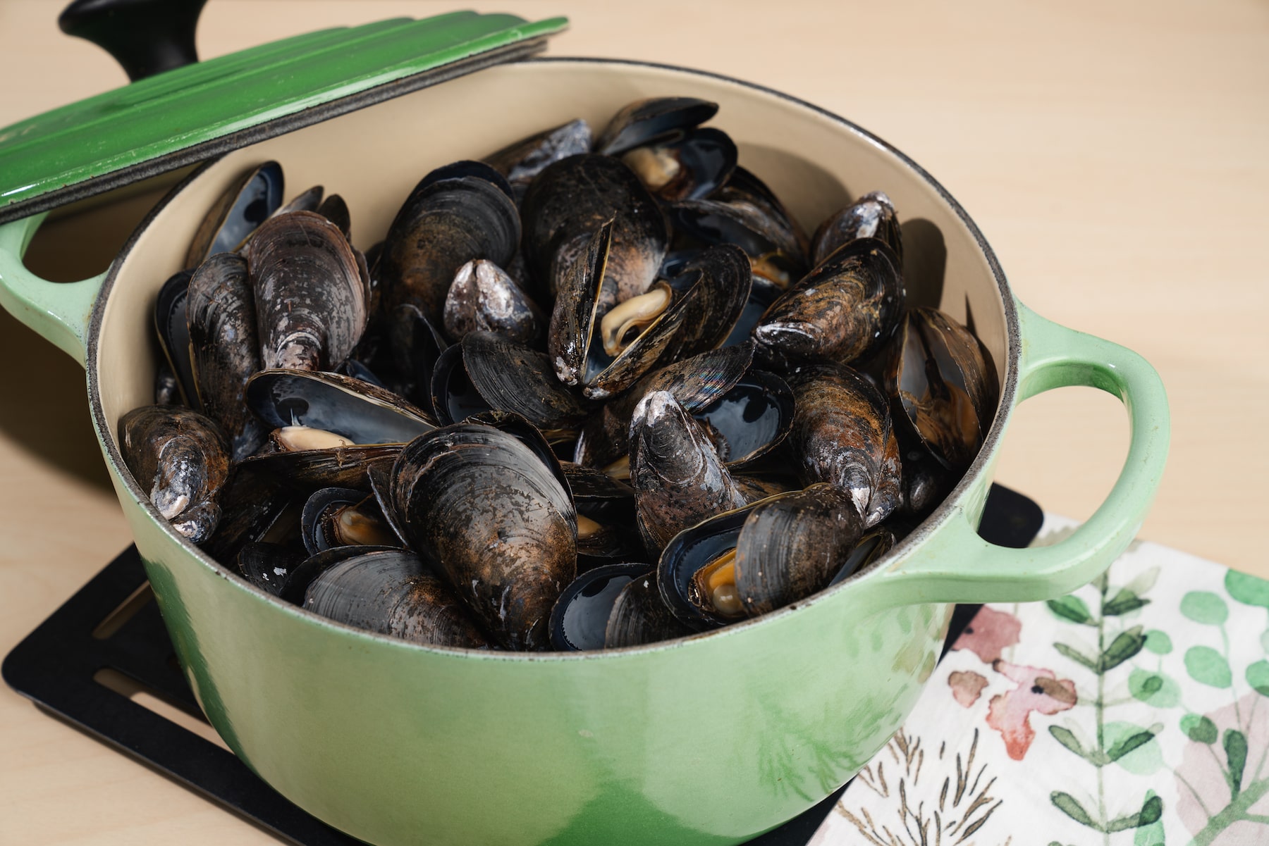 Prep School How to Cook Mussels in 5 Easy Steps