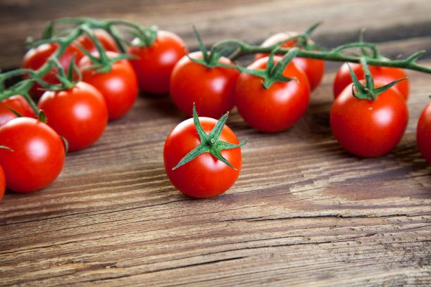 Fridge no-no's: tomatoes