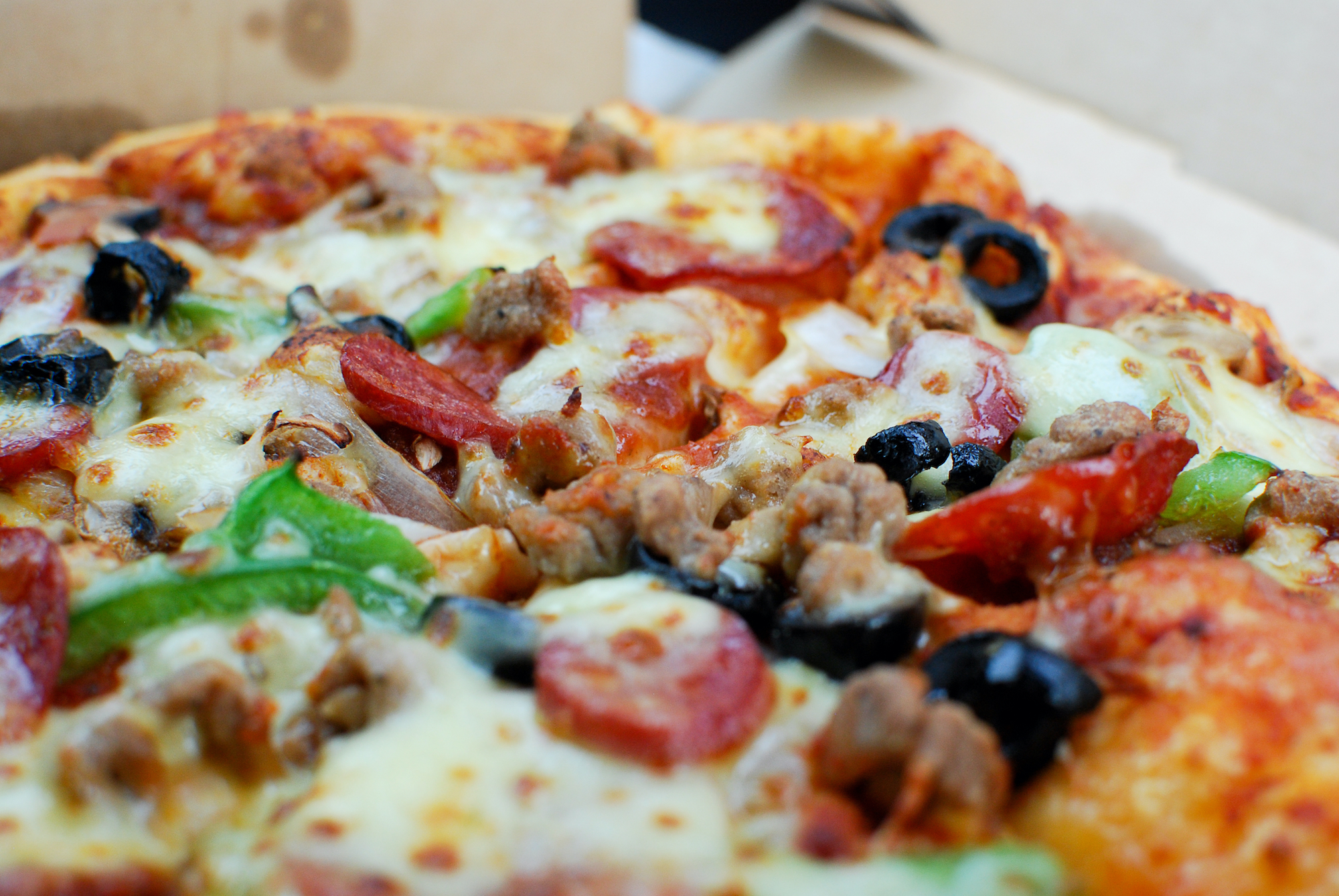 Come Cuocere Una Pizza Surgelata Nel Microonde