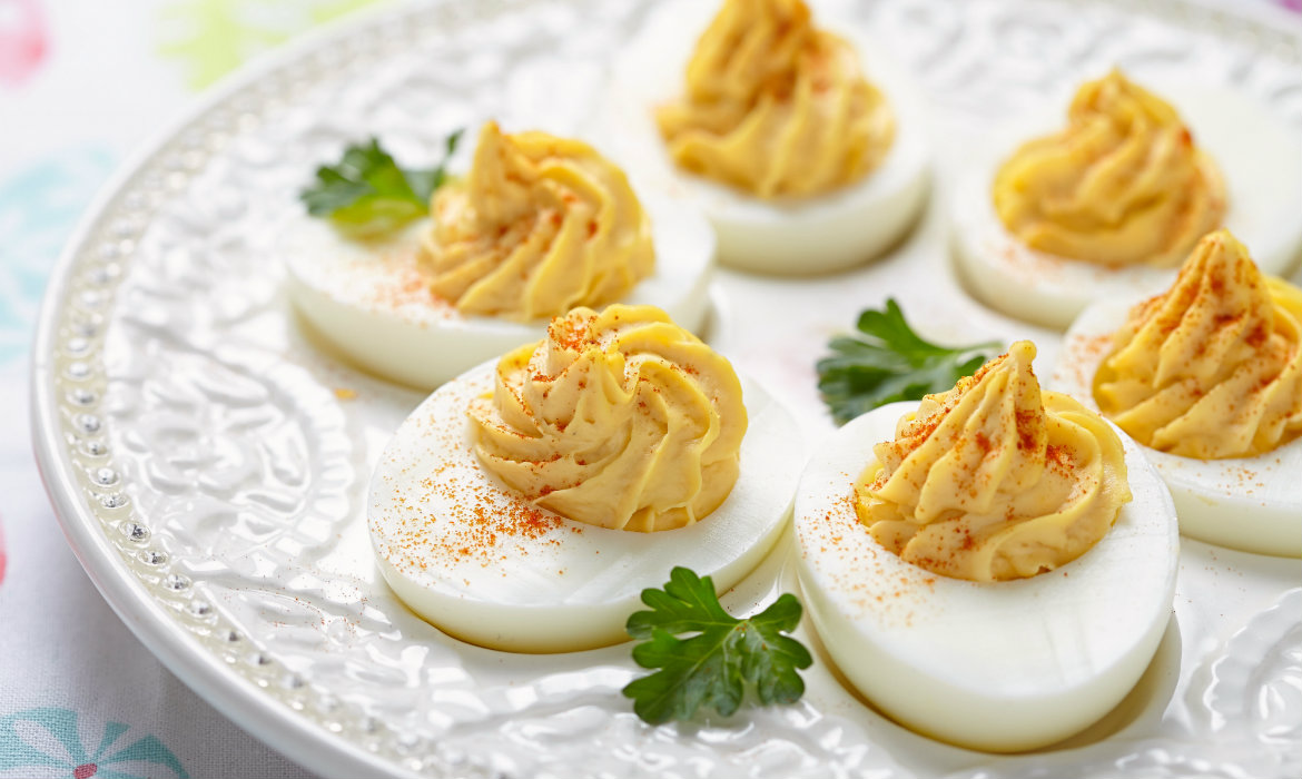 3 Things Your Friends Are Serving You That Are Making You Gain Weight